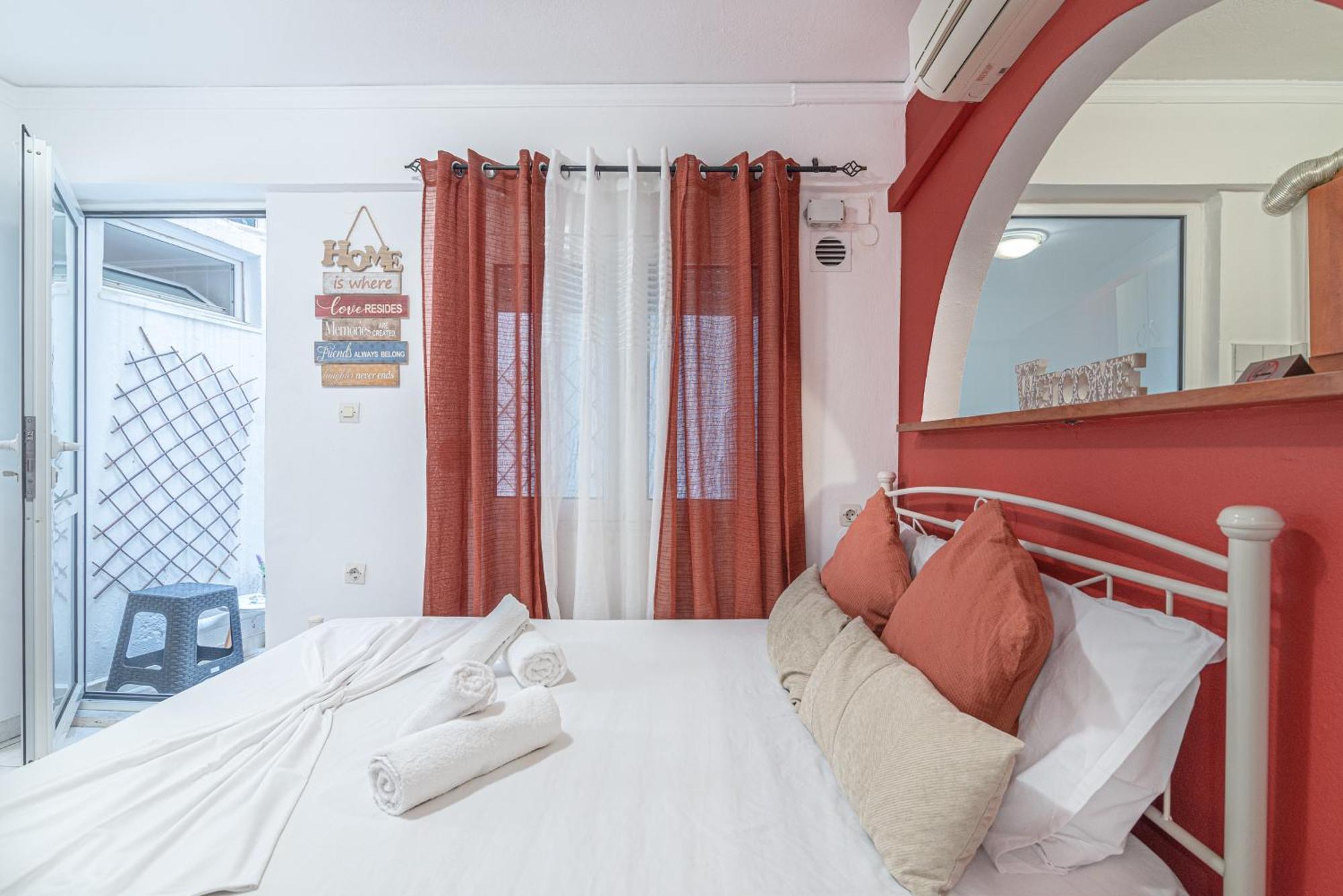 Oasis Studios In The City Centre Heraklion  Bagian luar foto